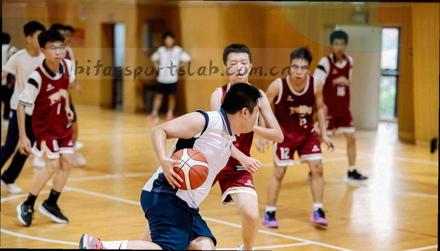 会议室桌面上摊开的赛程打印件与手写笔记局部俯拍，画面呈冷调